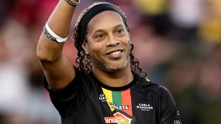 Farid define craque ex-Grêmio que poderia ser melhor que Ronaldinho Gaúcho: “Mágico da bola”