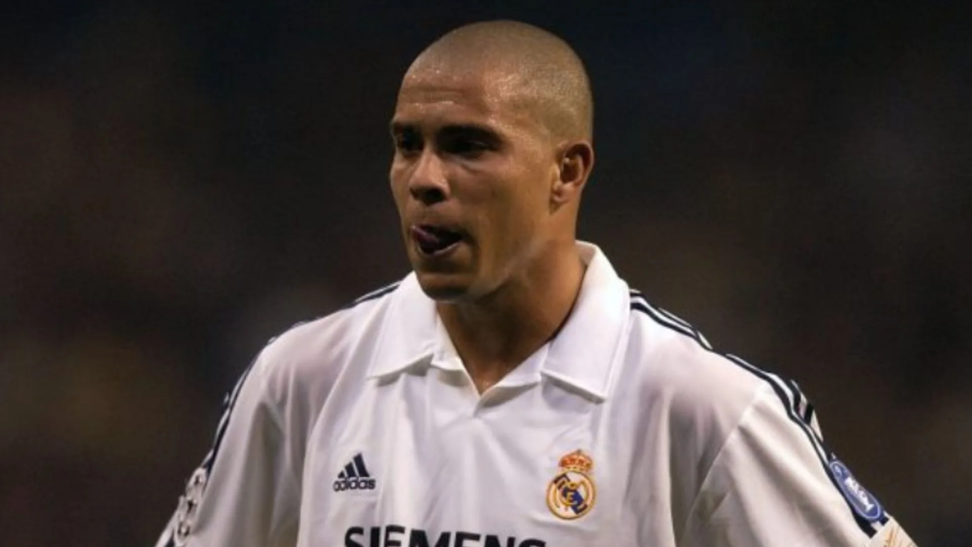 Ronaldo define zagueiro e rival mais difíceis que enfrentou na carreira