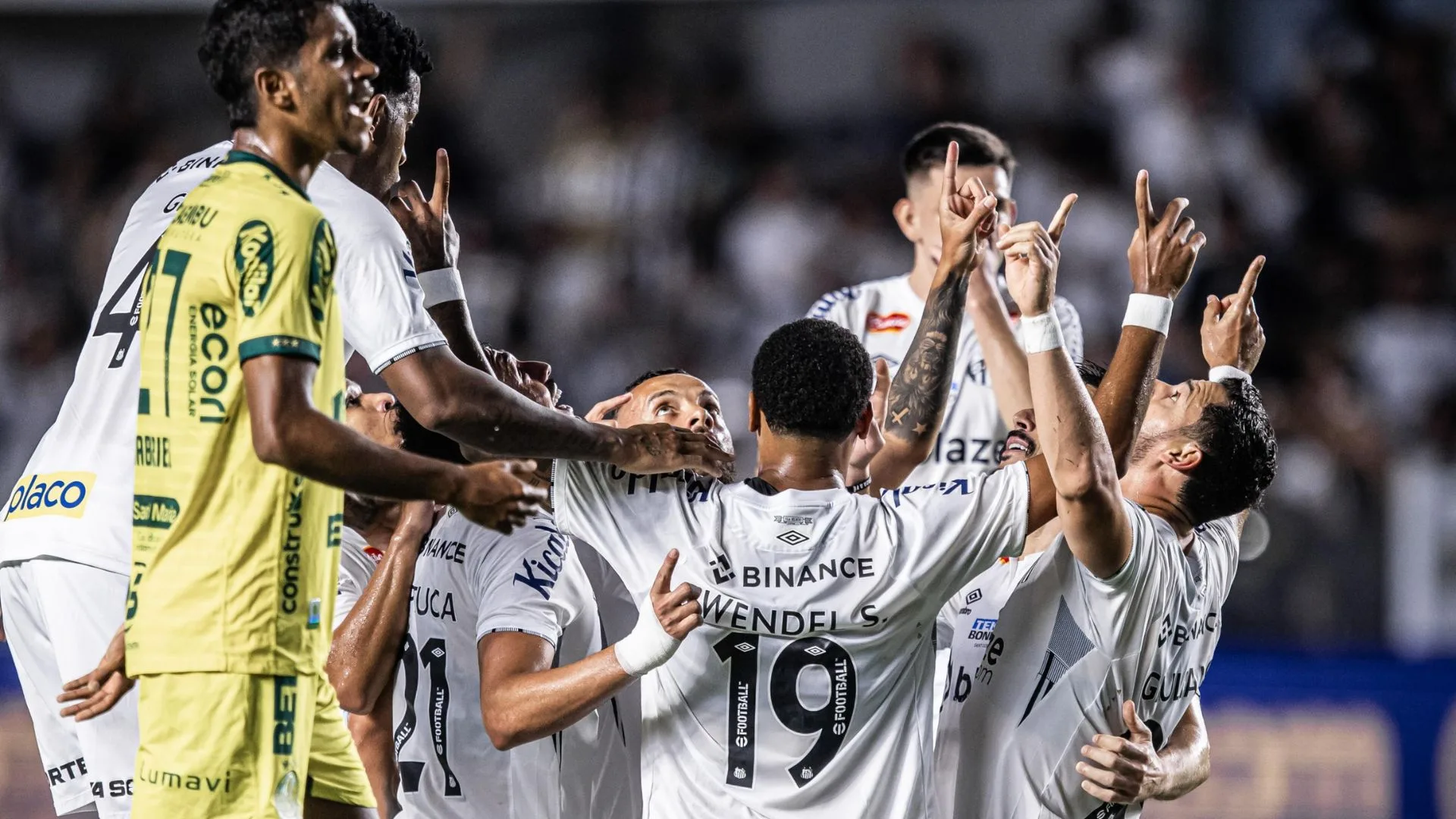Santos tem três desfalques para o jogo contra a Chapecoense; veja os nomes