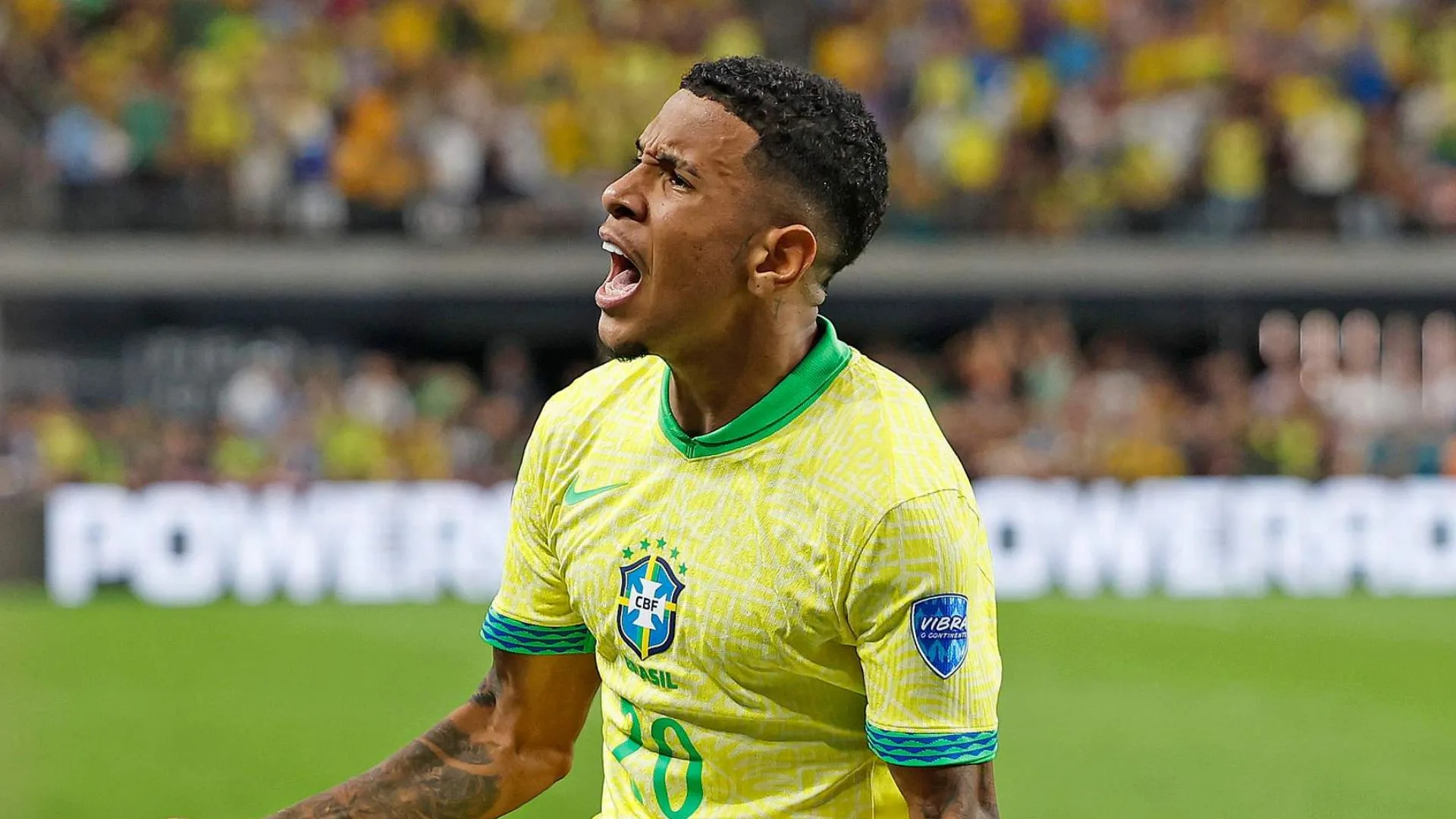 Muller aponta dois atacantes no Brasil melhores que Savinho hoje