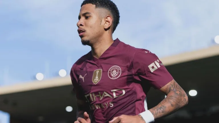 Ronaldo Fenômeno rasga elogios para Savinho: “Nova geração da seleção brasileira”