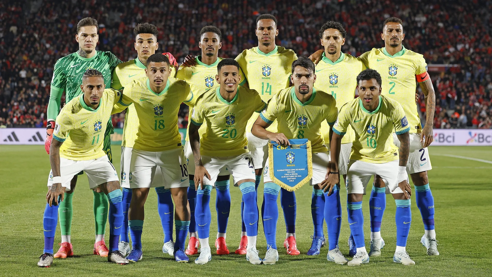 Rizek elege os dois piores da seleção brasileira na vitória contra o Chile