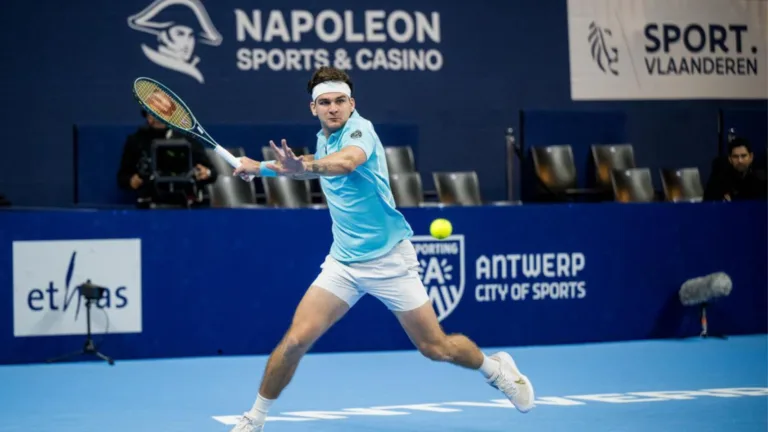 Thiago Wild fica no ‘quase’ e para em Stefanos Tsitsipas