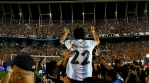 Torcedor do Racing elege time brasileiro mais admirado e mais odiado