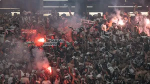 Casagrande elege torcida diferenciada no Brasil: “É incrível”