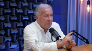 Torcedores reagem à atitude de Zico com Filipe Luís no Flamengo: “Certeza”