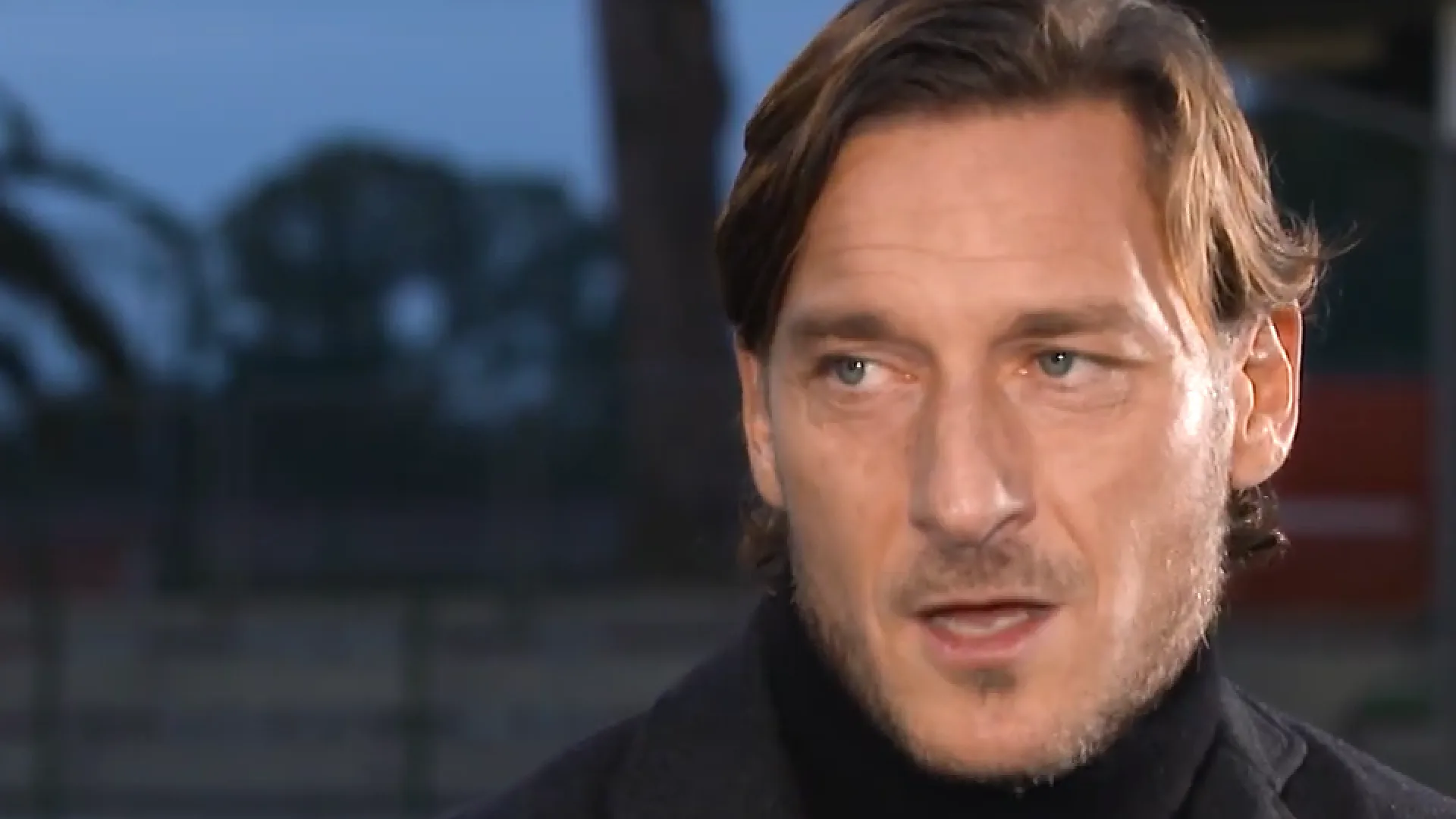 Totti não descarta volta aos gramados e revela sondagens de clubes da Serie A