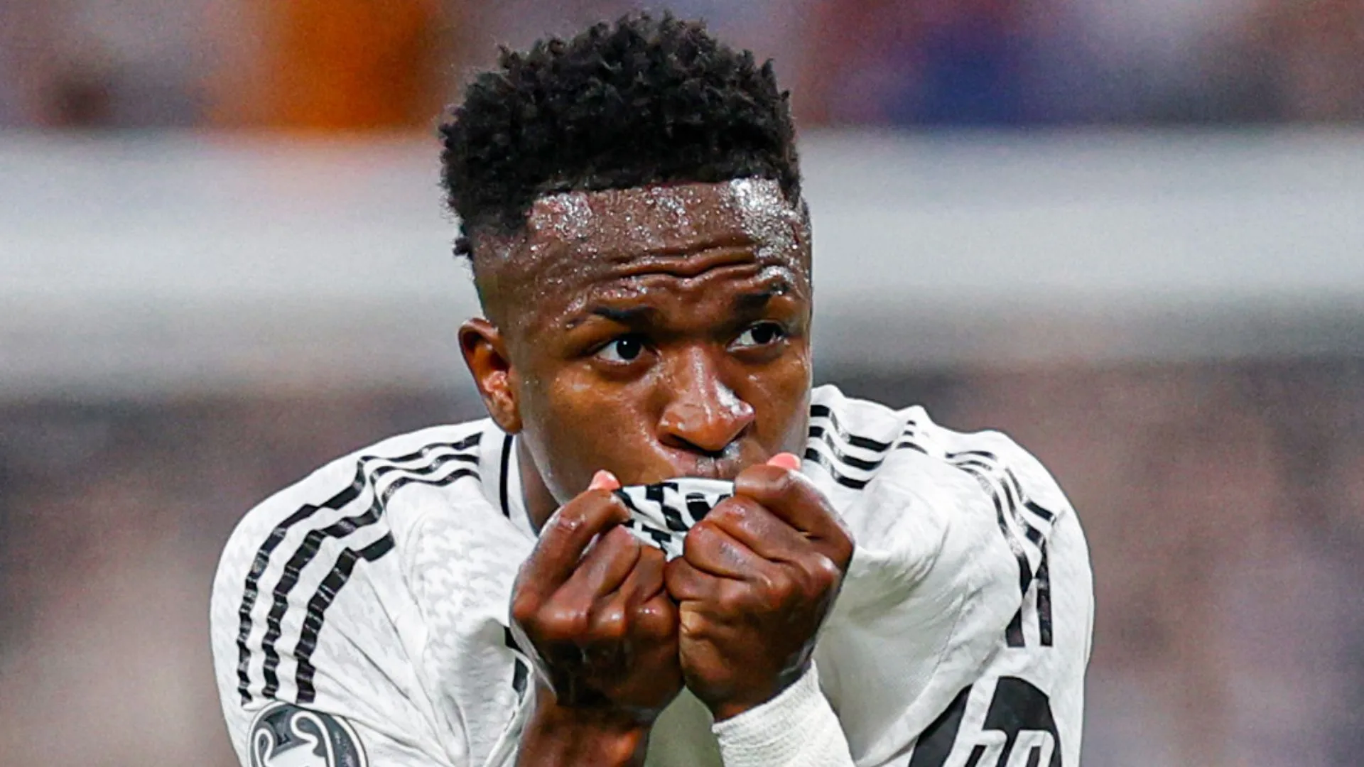 Rivaldo faz cobrança após Rodri desbancar Vinícius Júnior na Bola de Ouro: “Espero”