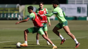 Palmeiras terá reforço para encarar o Corinthians em busca da liderança no Brasileirão Série A