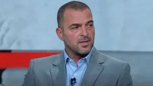 Zé Elias elege time chato de enfrentar no Brasil hoje: “Não perde”