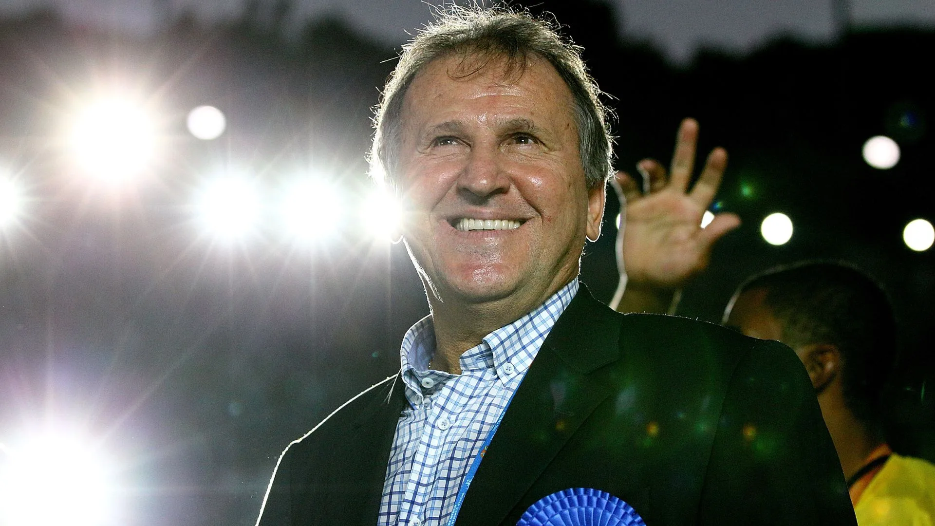 Zico cita impacto no Flamengo e sugere mudança no VAR: “Deveria ter”