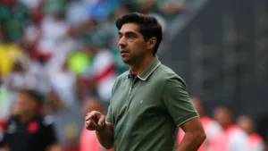 Palmeiras perde para o Botafogo e Abel Ferreira faz ‘previsão’ sobre campeão do Brasileirão