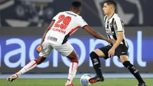 Botafogo empata com o Vitória e é ultrapassado pelo Palmeiras no Brasileirão Série A