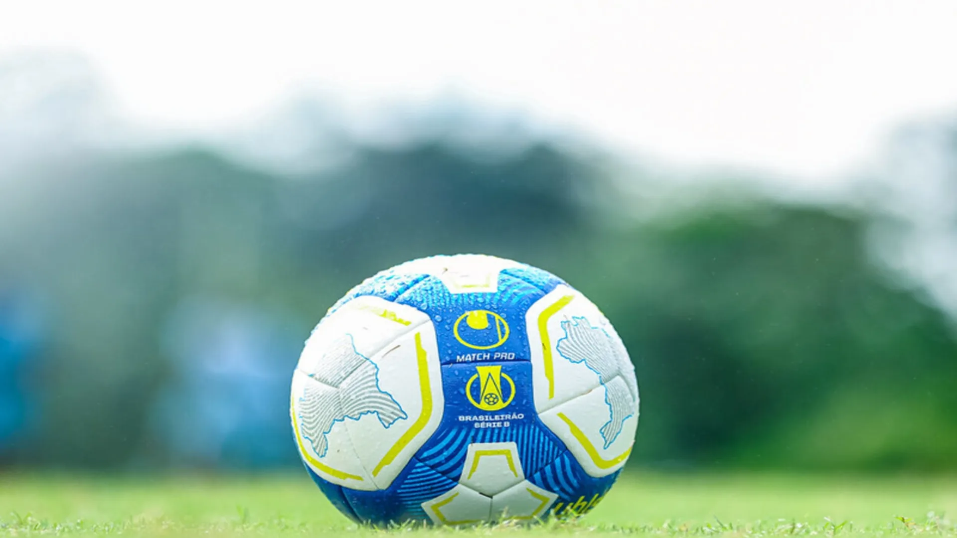 Brasileirão Série B confirma dois times rebaixados; veja quem luta para não cair