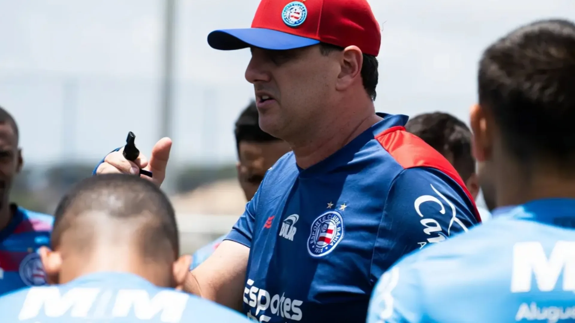 Ceni muda o Bahia contra o Palmeiras hoje; veja a provável escalação