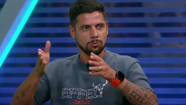 Cicinho ignora Bahia e elege maior clube do Nordeste: “Minha opinião”