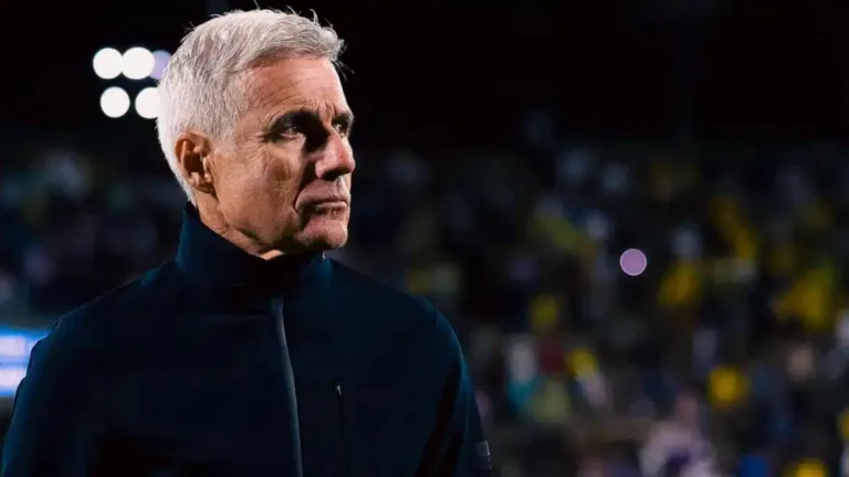 Corinthians tem nome para vaga de Ramón Díaz, afirma Marco Bello