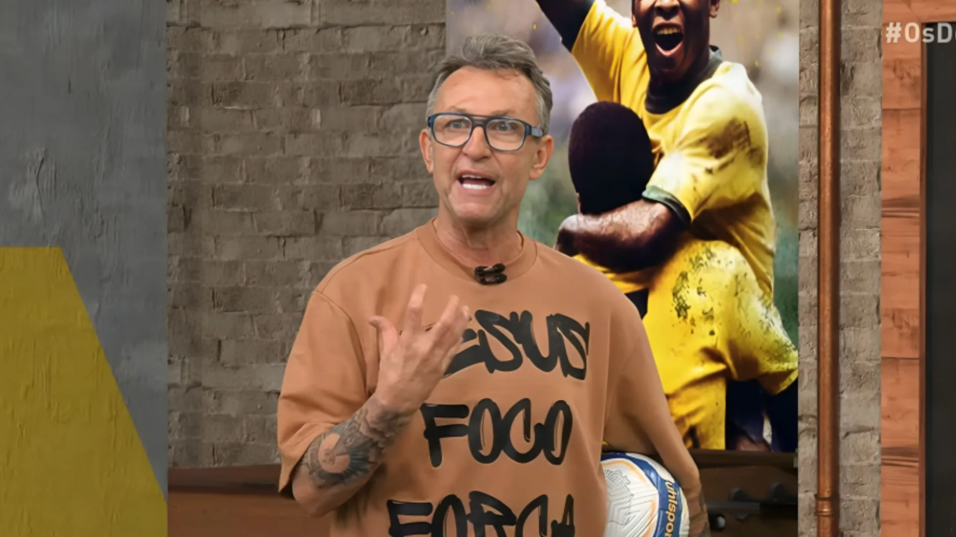 Craque Neto crava goleiro revelação do Brasil hoje: “Futuro enorme”