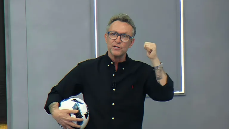 Craque Neto exalta atacante diferenciado no Brasil: “Um monstro”