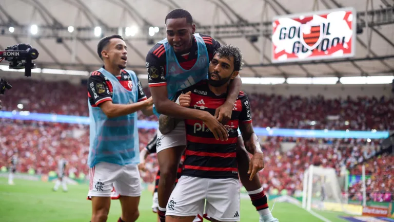 Menor salário do Flamengo revela “abismo” em relação ao custo de Gabigol; veja valores