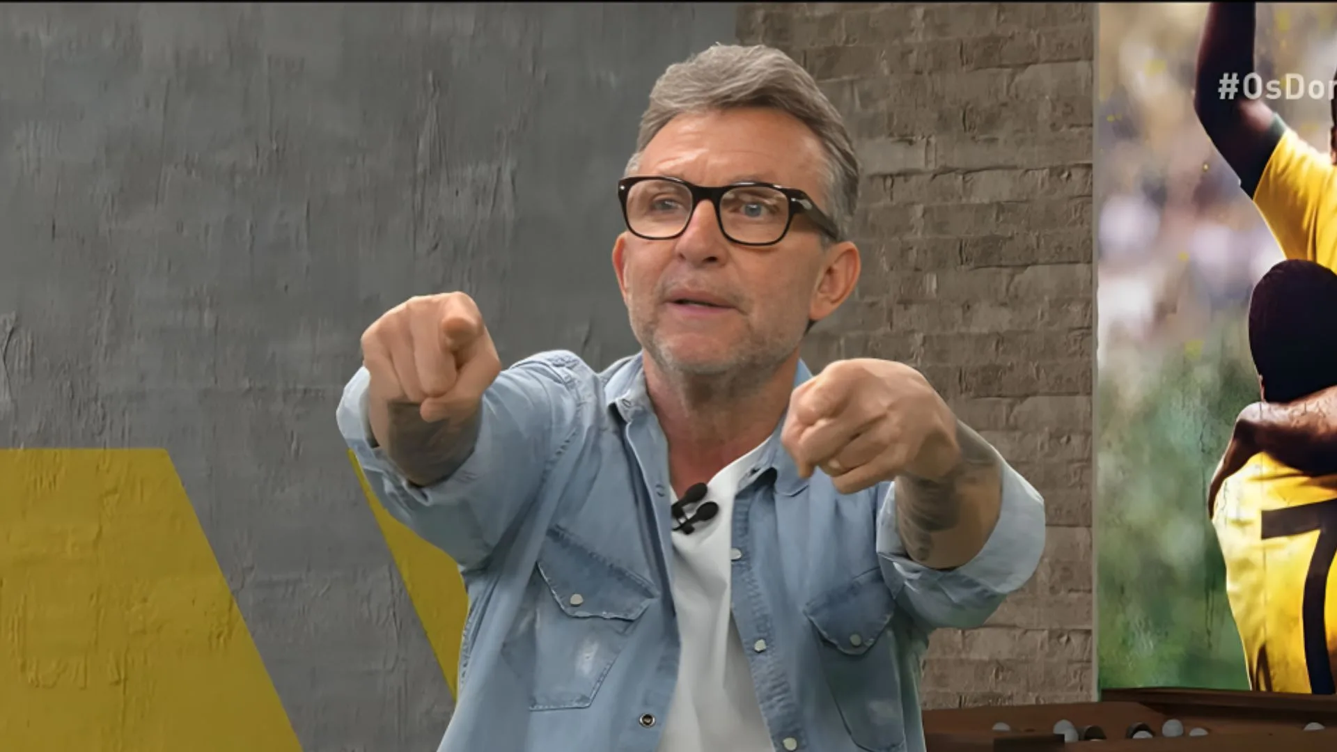 Craque Neto exalta zagueiro de time do Brasileirão: “Monstro”