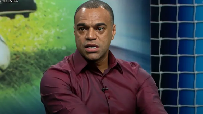 Denílson não alivia e se manifesta sobre atitude de Marcelo no Fluminense: “Muito ruim”