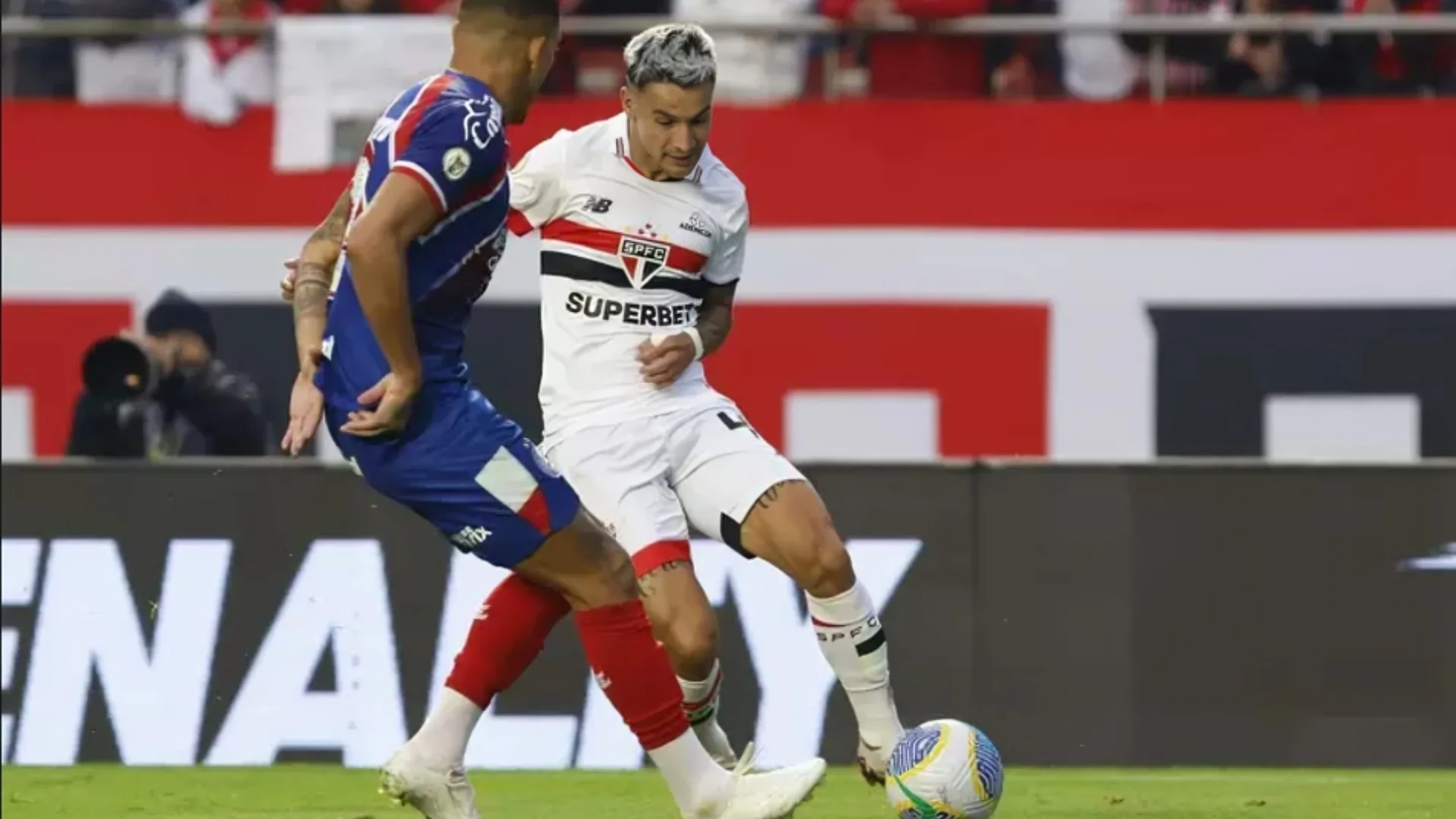 Denílson direciona resultado de Bahia x São Paulo no Brasileirão: “Favorito”