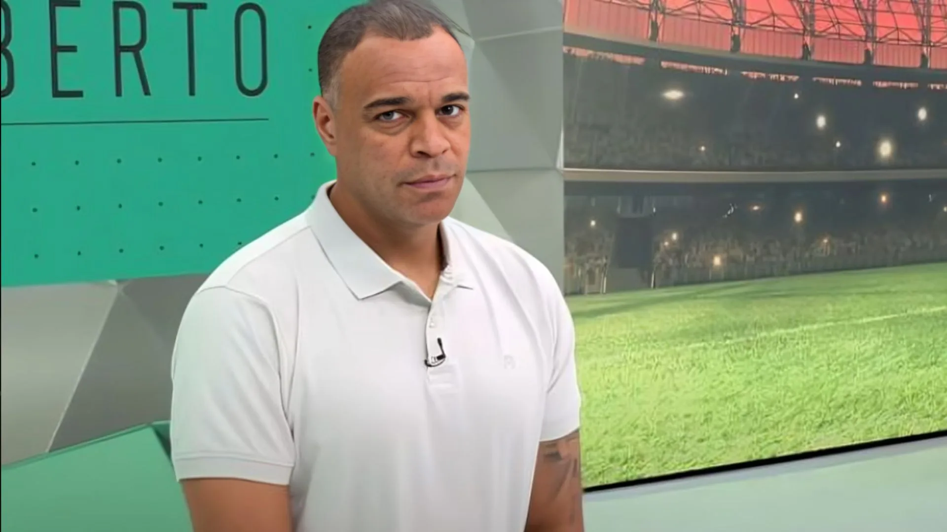 Denílson “abala” comentarista do Jogo Aberto após saída da Band: “Apaga isso”