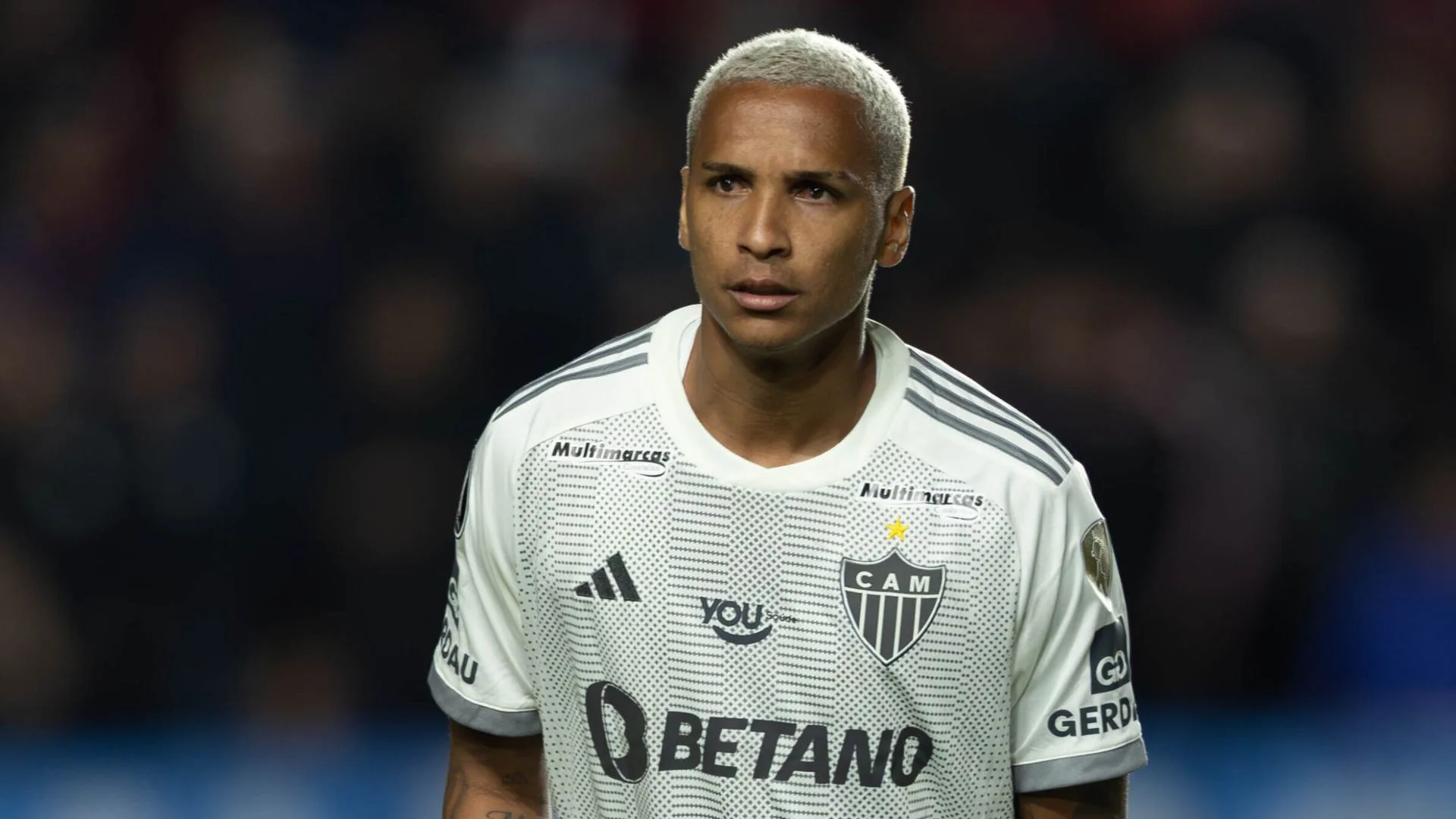 Deyverson, do Atlético-MG, dá recado ao Palmeiras sobre Brasileirão