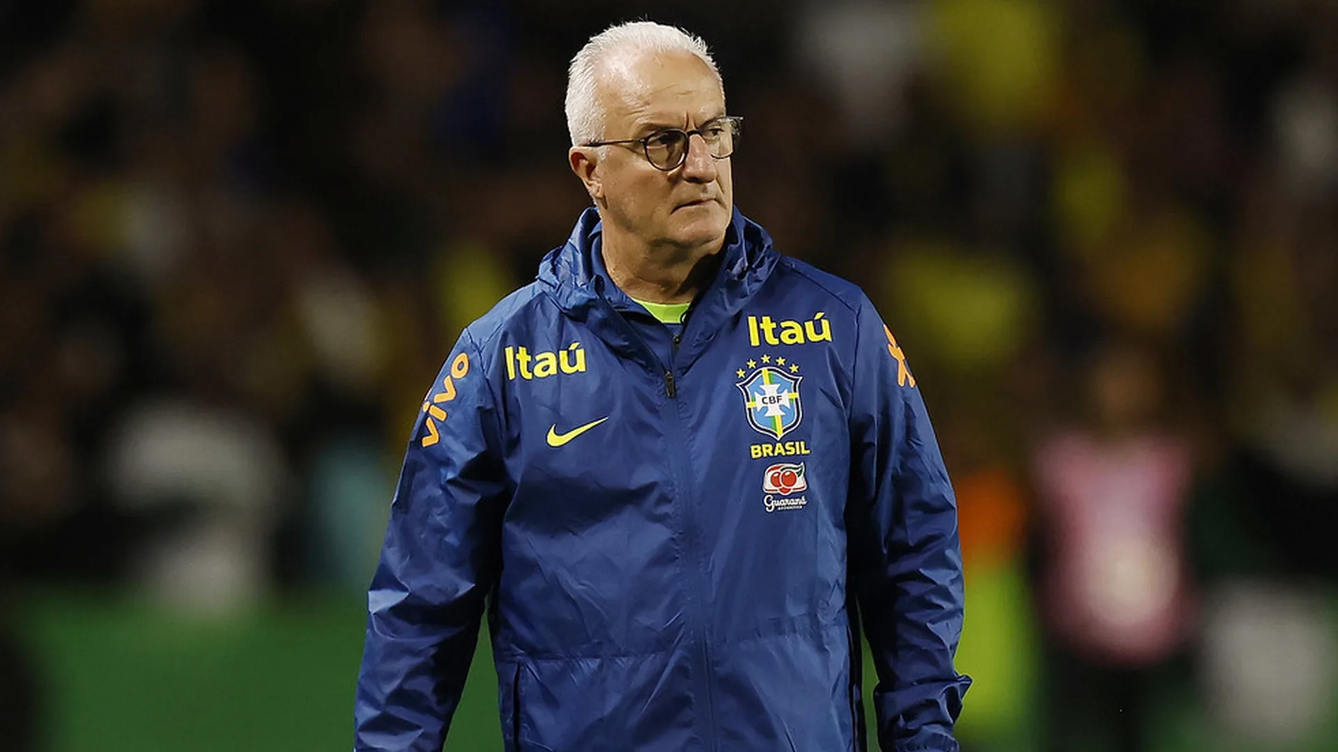 Craque Neto define quatro técnicos para “salvar” a seleção brasileira: “Dorival não deu certo”
