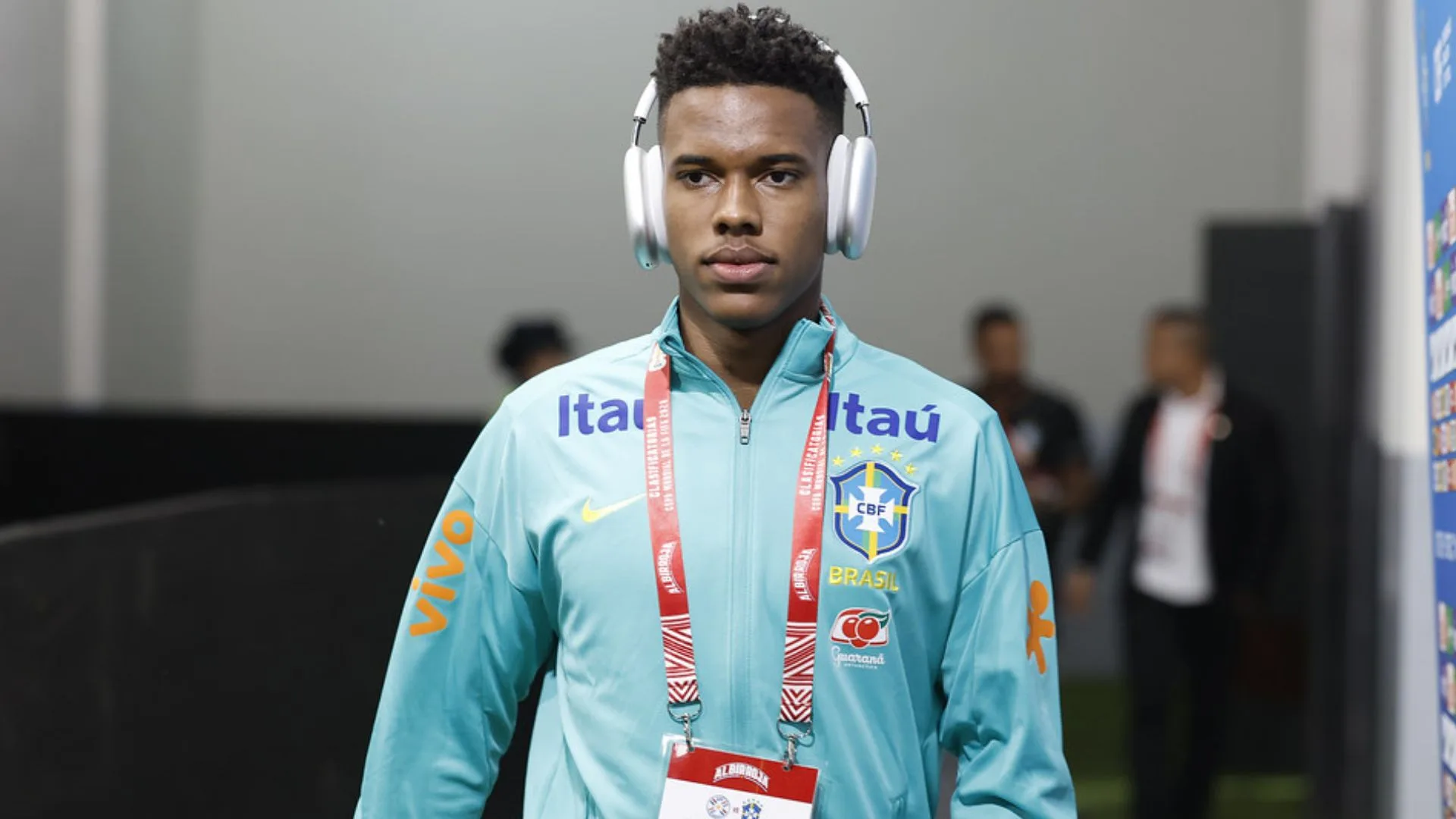 Ancelotti sugere aprendizado para Estêvão, do Palmeiras, explodir na seleção brasileira: “Talento especial”