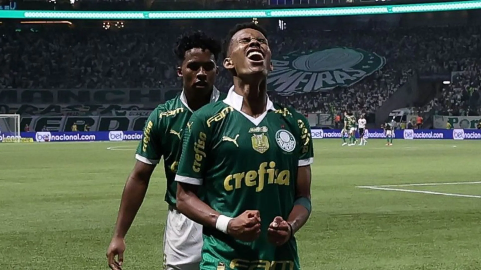 Gustavo Gómez, do Palmeiras, aponta “quem dá mais trabalho” entre Endrick e Estêvão