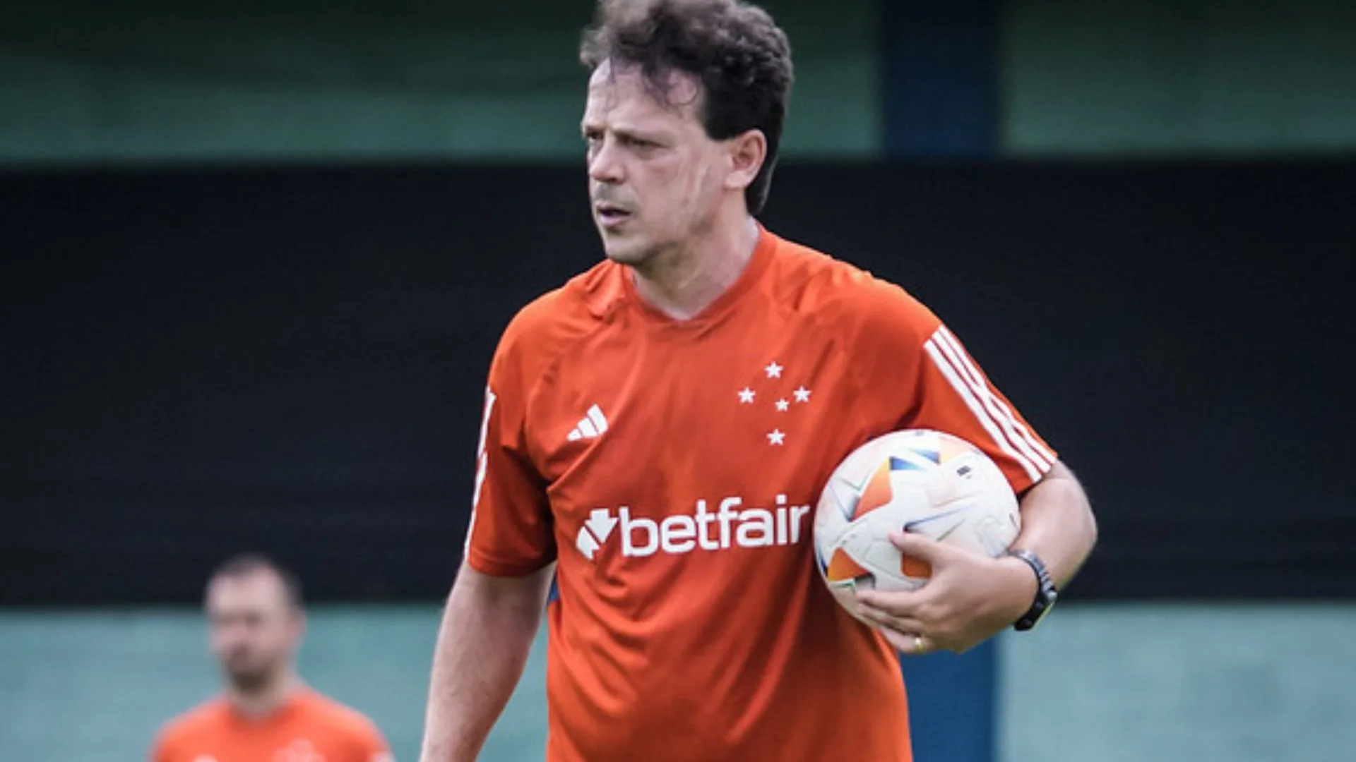 Fernando Diniz diz que torcida do Cruzeiro merece o título da Copa Sul-Americana