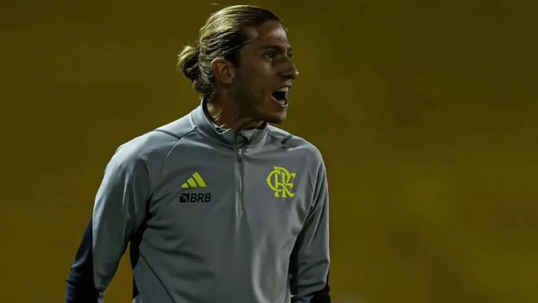 Filipe Luís, do Flamengo, dispara contra arbitragem de Daronco: “Irrita”