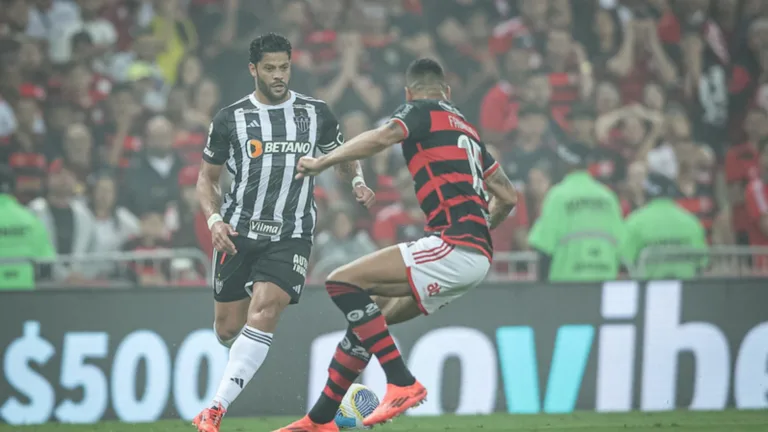 Flamengo pressiona, Atlético-MG reage e times empatam no Brasileirão Série A