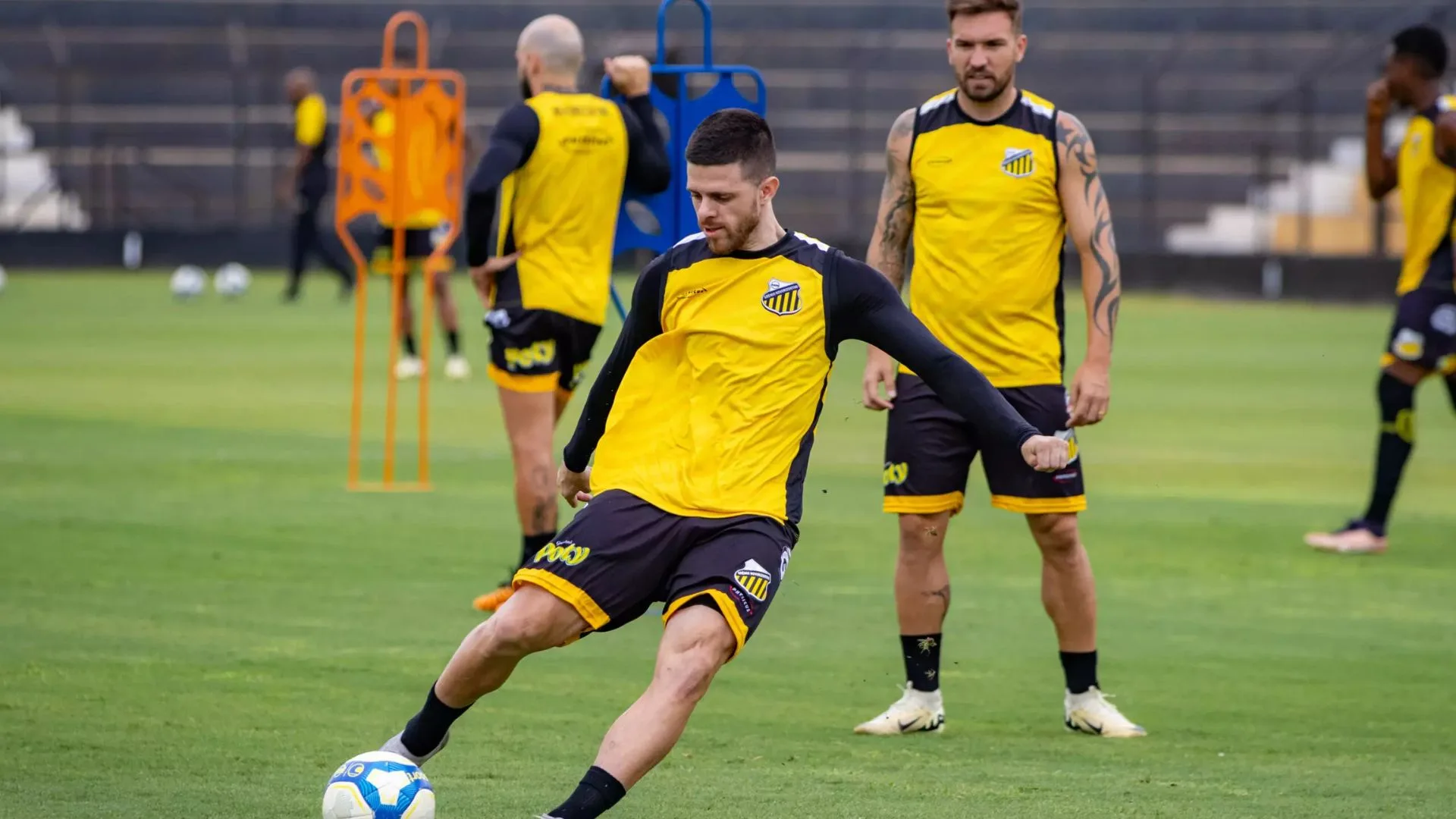 Goiás x Novorizontino: onde assistir AO VIVO o Brasileirão Série B