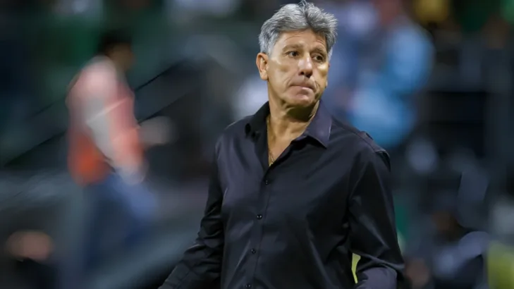 Notícias do Grêmio hoje tem Arezo pedindo para sair, torcida parabenizando Renato Gaúcho e presidente a favor de SAF Notícias do Grêmio hoje tem Arezo pedindo para sair, torcida parabenizando Renato Gaúcho e presidente a favor de SAF