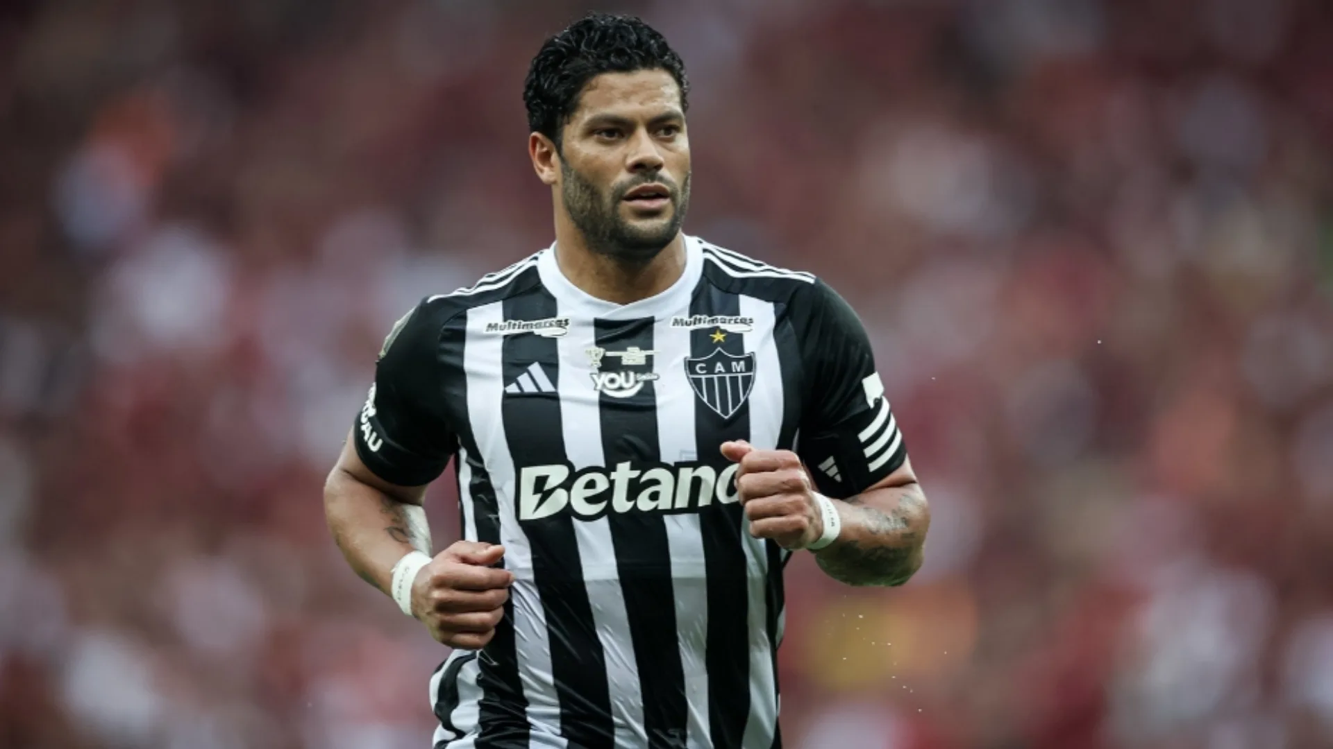 Torcedores do Atlético-MG mandam recado para Hulk após derrota para o Flamengo