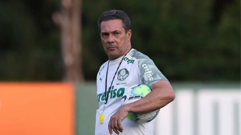 Luxemburgo sinaliza atacante histórico injustiçado no Palmeiras: “Nunca ia mentir”