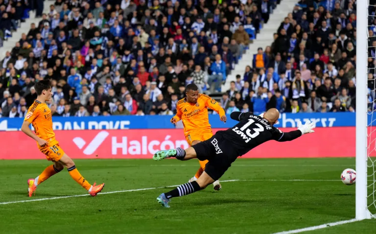 Real Madrid vence o Leganés fora de casa e não deixa o Barcelona ‘desgarrar’ na liderança da La Liga  
