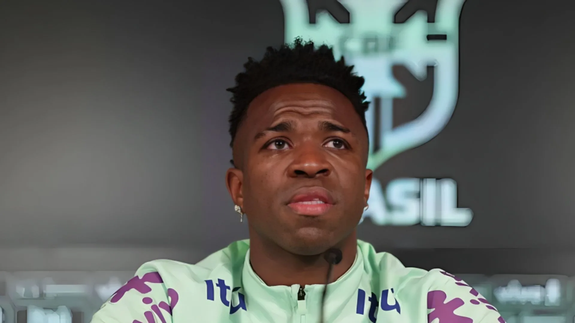 Milton Neves descarta Vinícius Júnior e elege melhor do mundo hoje