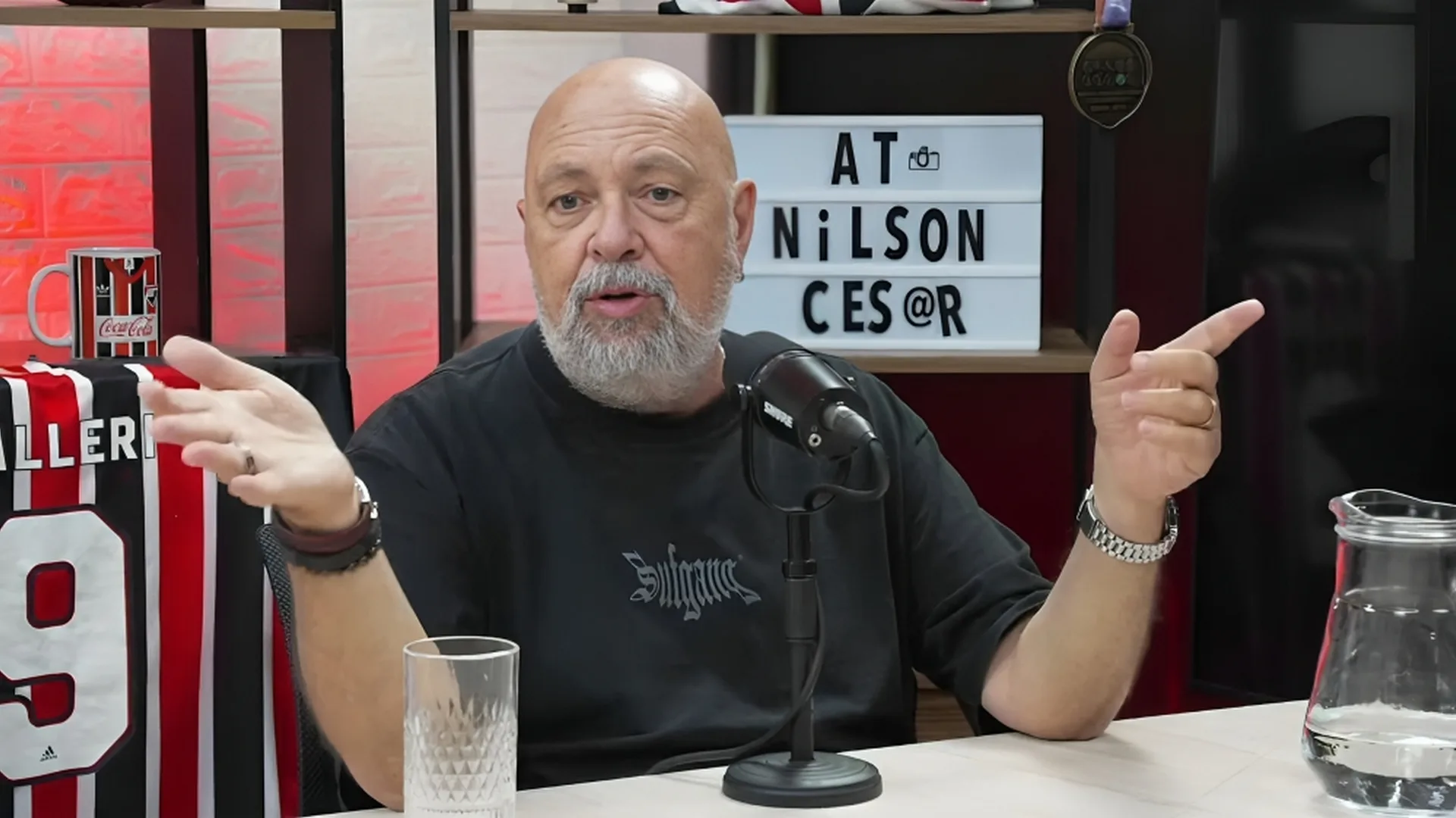 Nilson Cesar inclui Ronaldo em top-4 do futebol brasileiro: “Outro patamar”