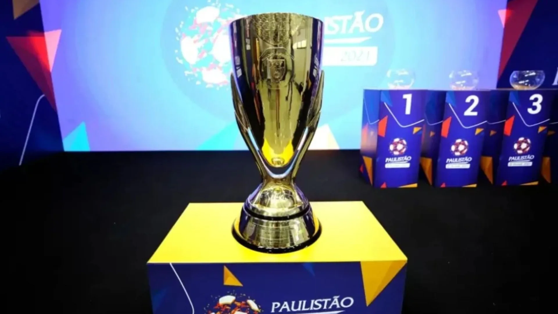 Casagrande lamenta dois clubes “destruídos” que perderam força no Paulistão