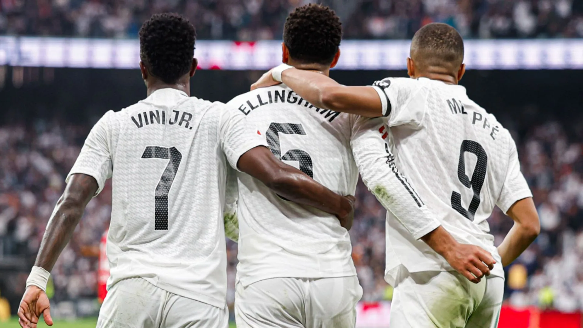 Vinícius Júnior em modo Bola de Ouro e Mbappé apagado; veja as atuações do Real Madrid