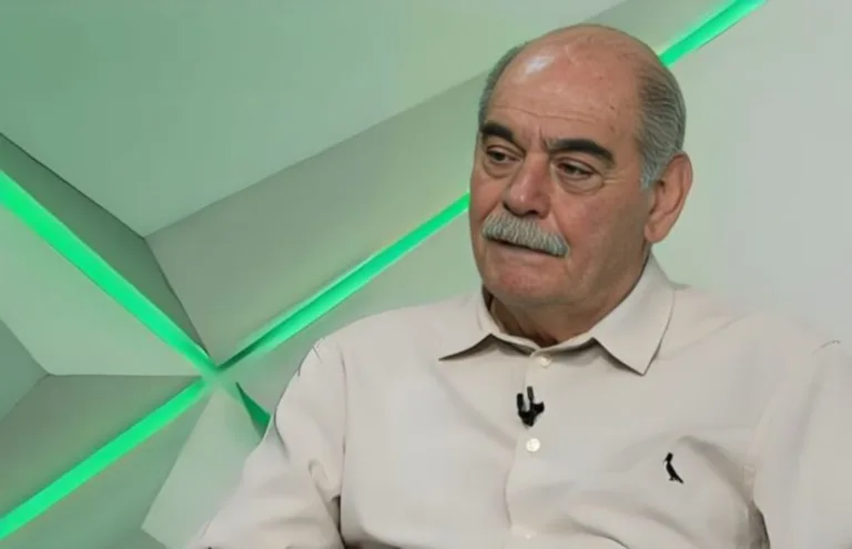 Rivellino aponta time que vai brigar por títulos em 2025: “A cobrança será essa”