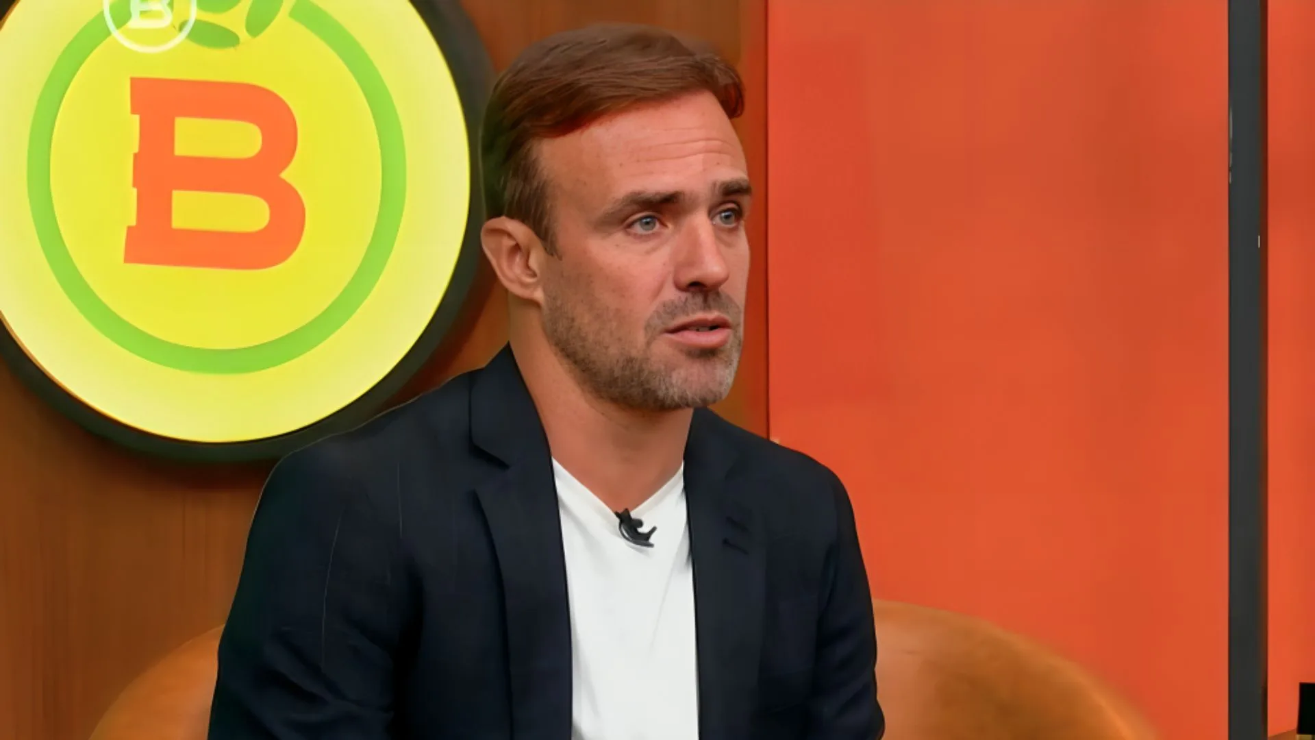 Roger Flores pede atacante na seleção brasileira: “Merece”