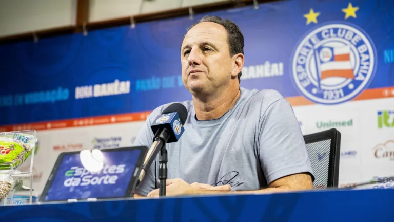 Rogério Ceni, do Bahia, aponta time envolvente do Brasil hoje