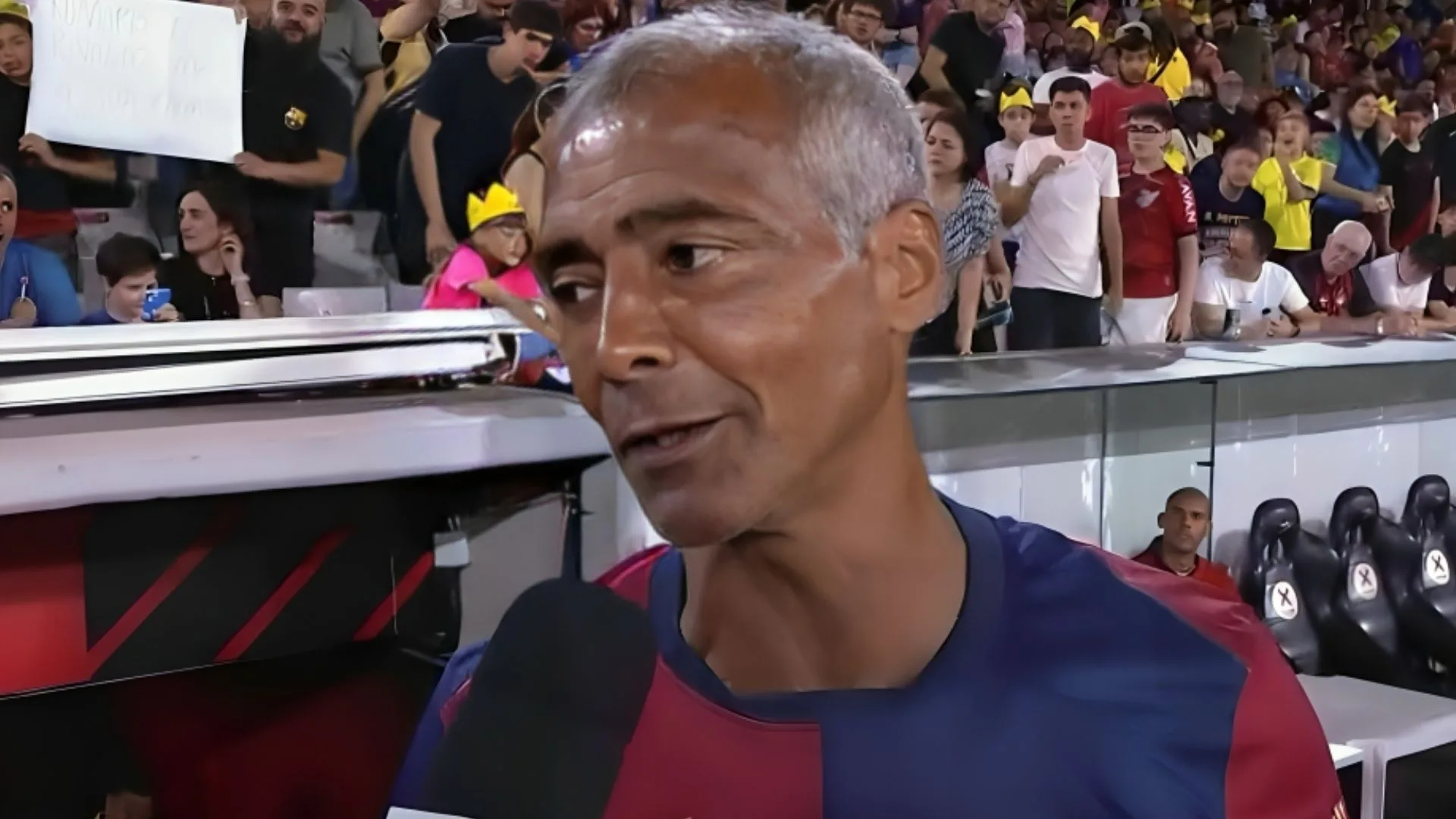 Romário é convicto ao bancar maior time do mundo: “Uma honra” 