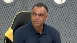 Denílson indica resultado de Corinthians x Bahia hoje no Brasileirão