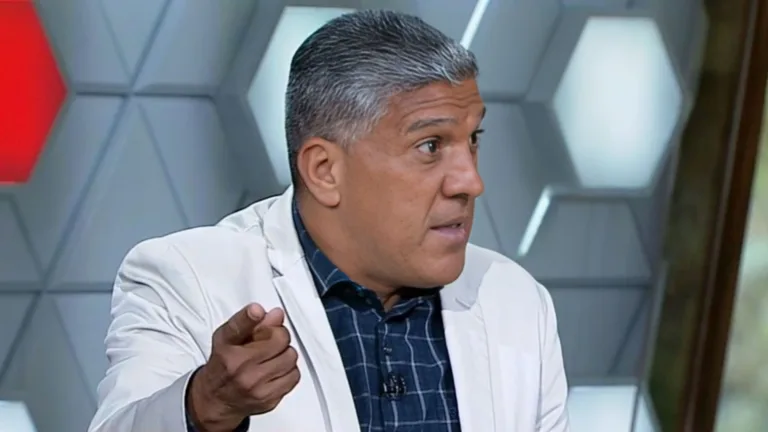 Silas destaca quatro goleiros acima da média no Brasil: “Salvando”